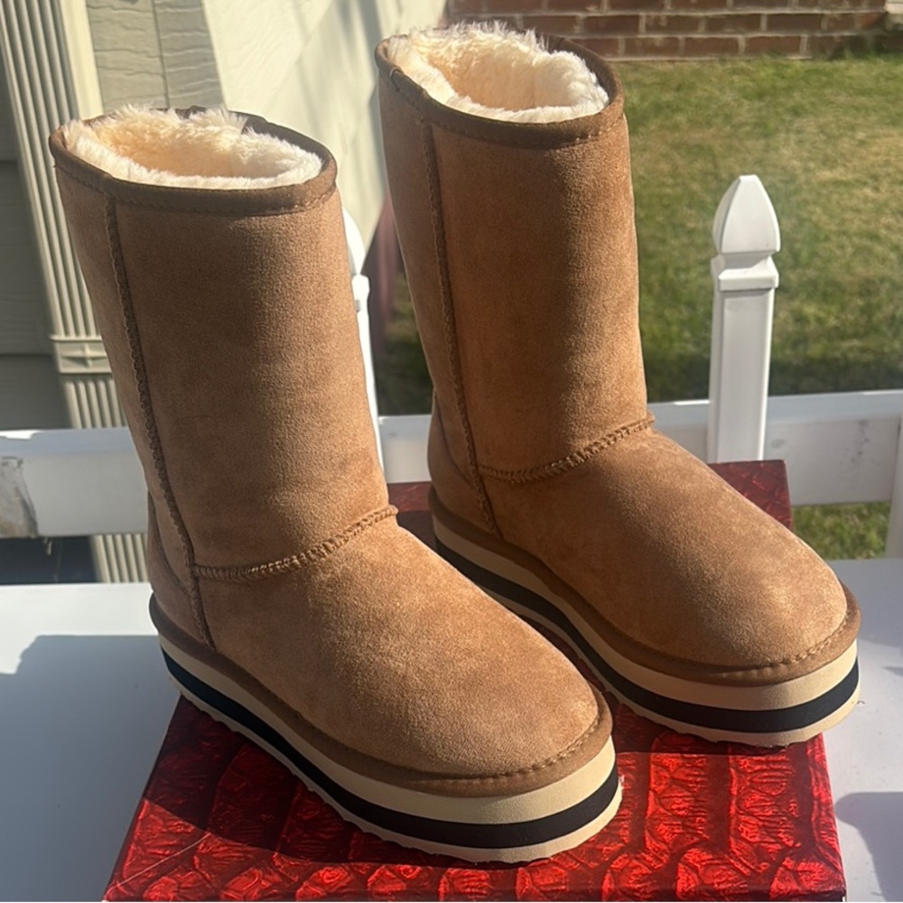 BearPaw Tan Winter Boots